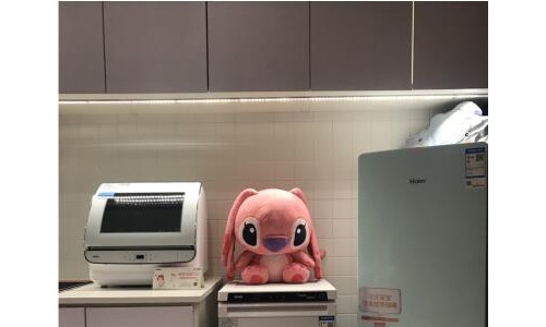 海尔“爱心妈妈室”：1次升级 1键制冷 1项标准