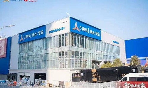 智慧衣帽间怎么装，装多久？成鸡肋？来三翼鸟青岛001号店，都有答案